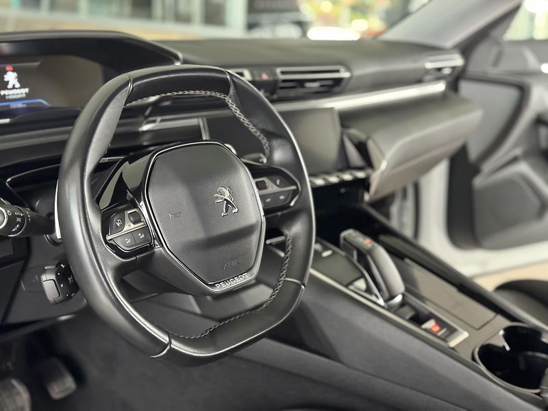 Peugeot 508 Hybrid 225*AT8*REZERVACE! - fotka 10 z 38