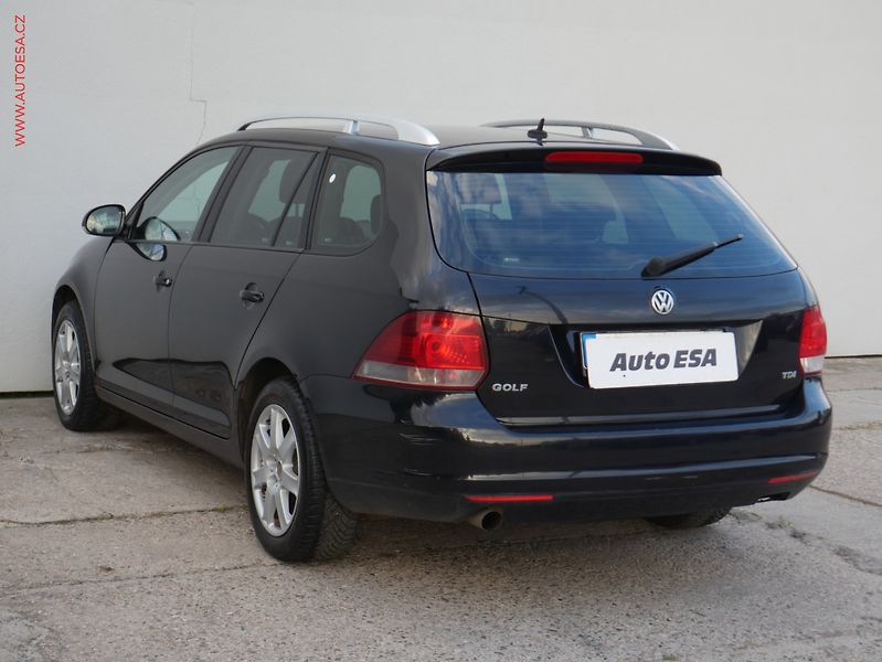 Volkswagen Golf (2010) 1.6 TDi, ČR, autoAC, temp - fotka 4 z 18
