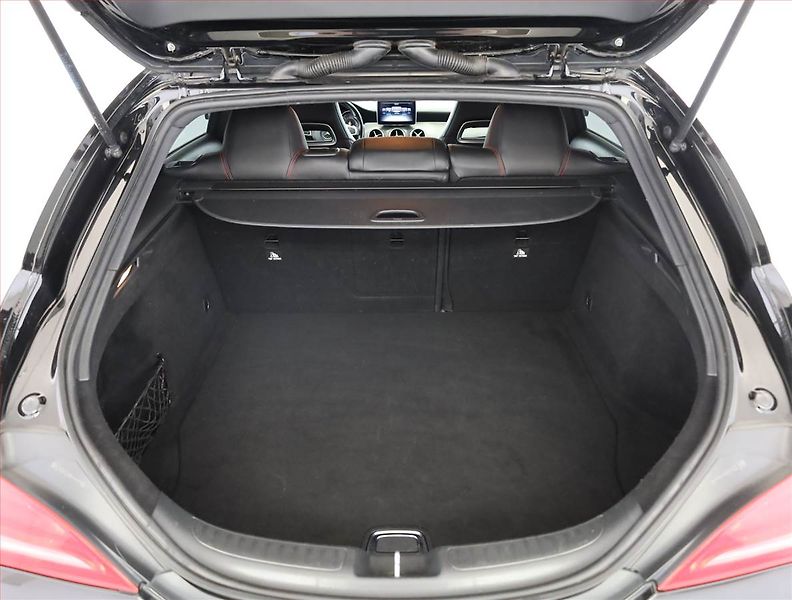 Mercedes-Benz CLA (2016) AMG Paket 220 CDI, Automat - fotka 19 z 19