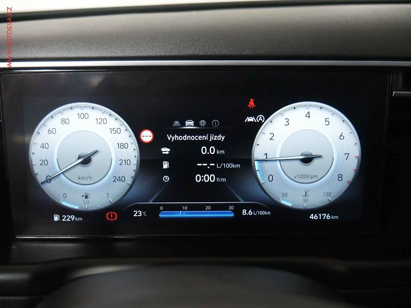 Hyundai Tucson (2023) 1.6 T-GDI, 1.maj,ČR, servis - fotka 14 z 25