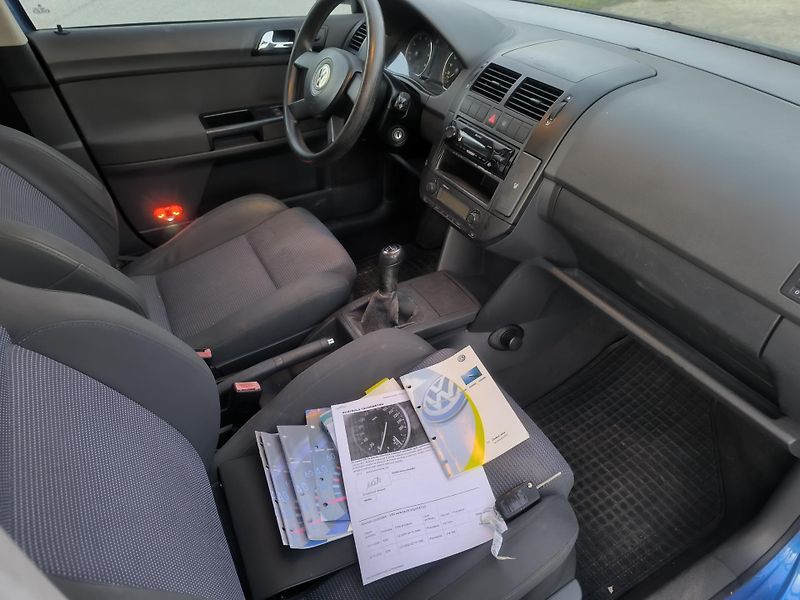Volkswagen Polo 1,4 74KW!PĚKNÉ,SERVISKA, - fotka 8 z 21