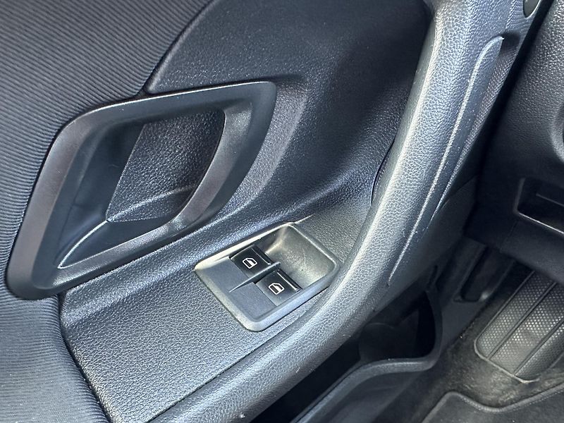 Škoda Fabia Combi 1.2 TSI Ambition  - fotka 18 z 24