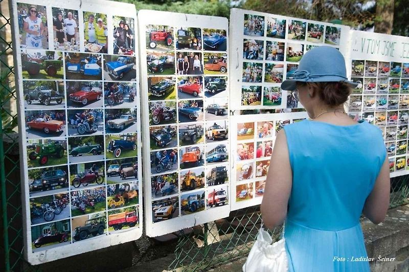 Do Hříškova dorazil na jubilejní veteránský sraz rekordní počet vozidel.