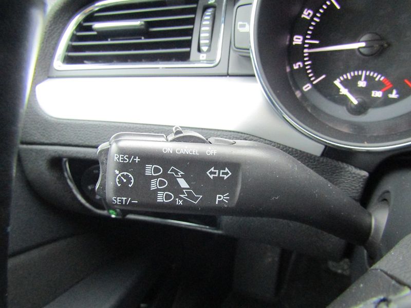 Škoda Superb (2011) 1.6 TDI 77kW - fotka 35 z 45