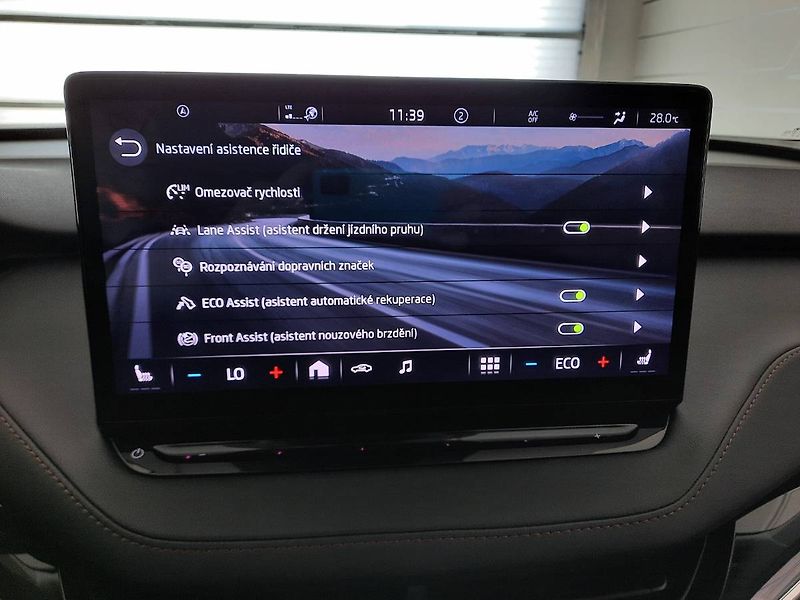 Škoda Enyaq (2022) 60 (132kW/57kWh) - fotka 17 z 23