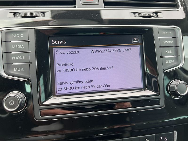 Volkswagen Golf (2015) VII 1.4TSI Highline! Tažné! - fotka 25 z 37