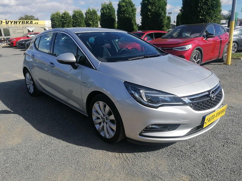Opel Astra (2018) 1.4 Turbo Digi.klima,Výhřevy - fotka 3 z 30