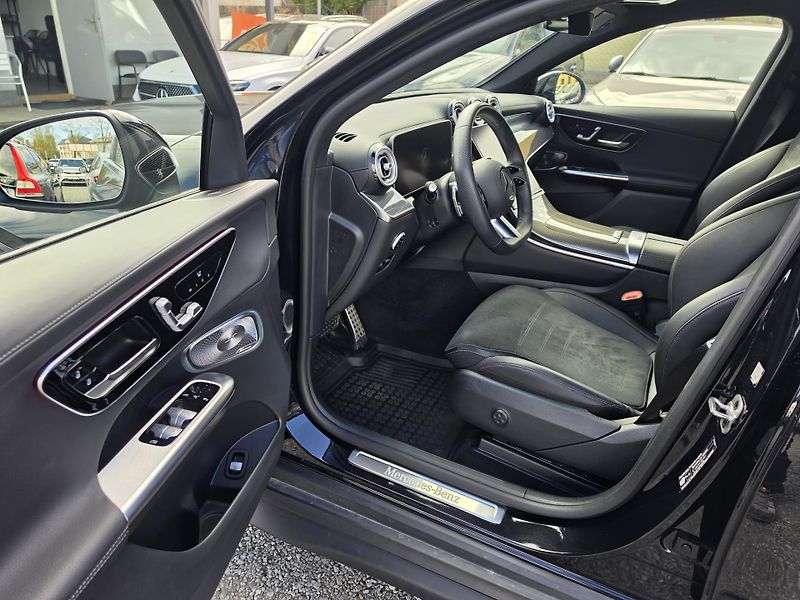 Mercedes-Benz GLC 220CDI 4x4 AMG Burmaster Tz - fotka 17 z 25