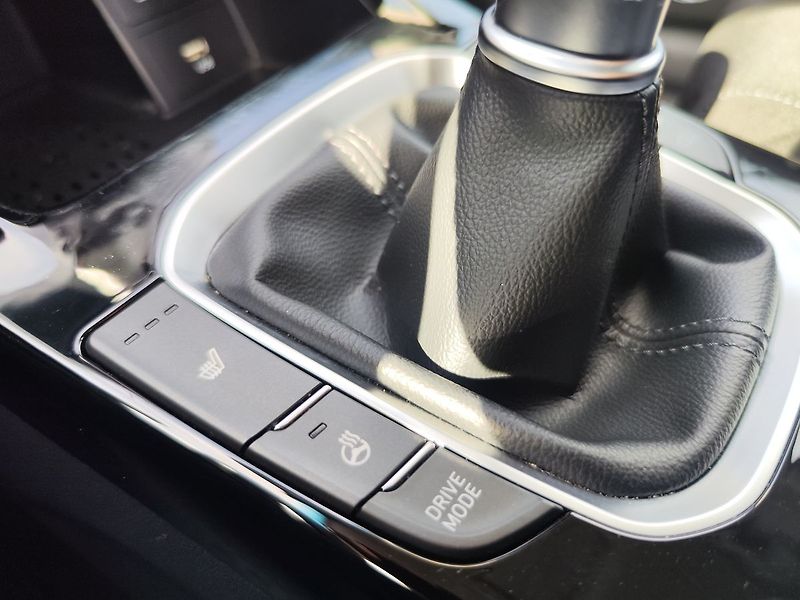 Hyundai i30 1.5 T-GDI/103kW Style - fotka 24 z 34