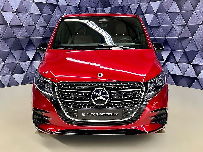 Mercedes-Benz Třídy V V300 4MATIC AMG EXCLUSIVE LONG - fotka 2 z 36