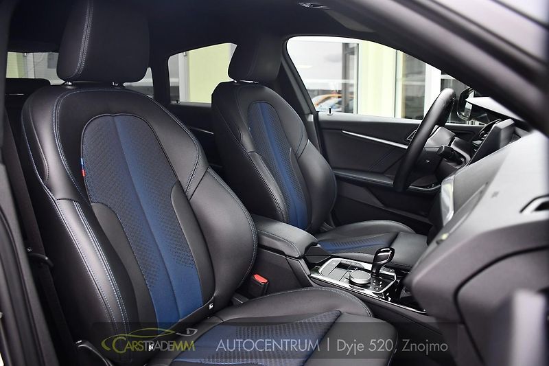 BMW Řada 2 218d M-SPORT 1M ČR HUD - fotka 14 z 46