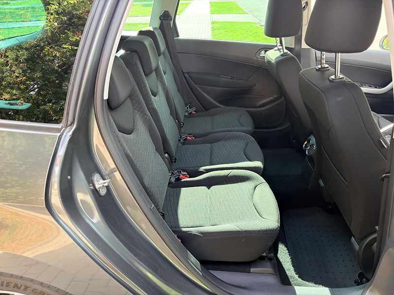 Peugeot 308 SW 1.6i PANORAMA LPG - fotka 24 z 27