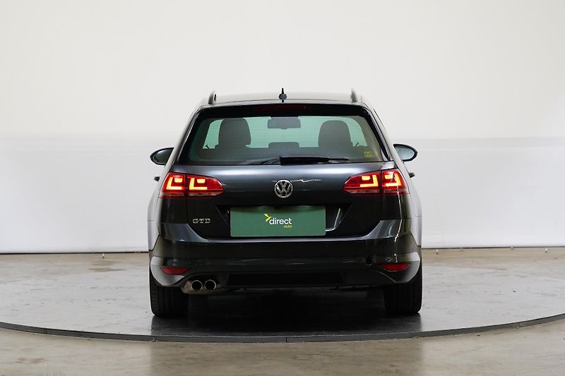 Volkswagen Golf - fotka 6 z 28