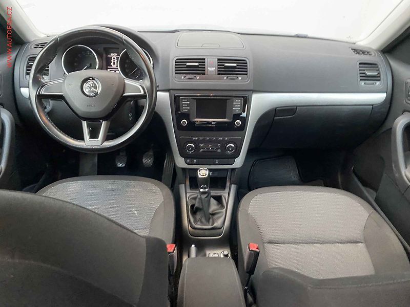 Škoda Yeti (2016) 2.0TDi 4x4, 2.maj,ČR - fotka 8 z 17