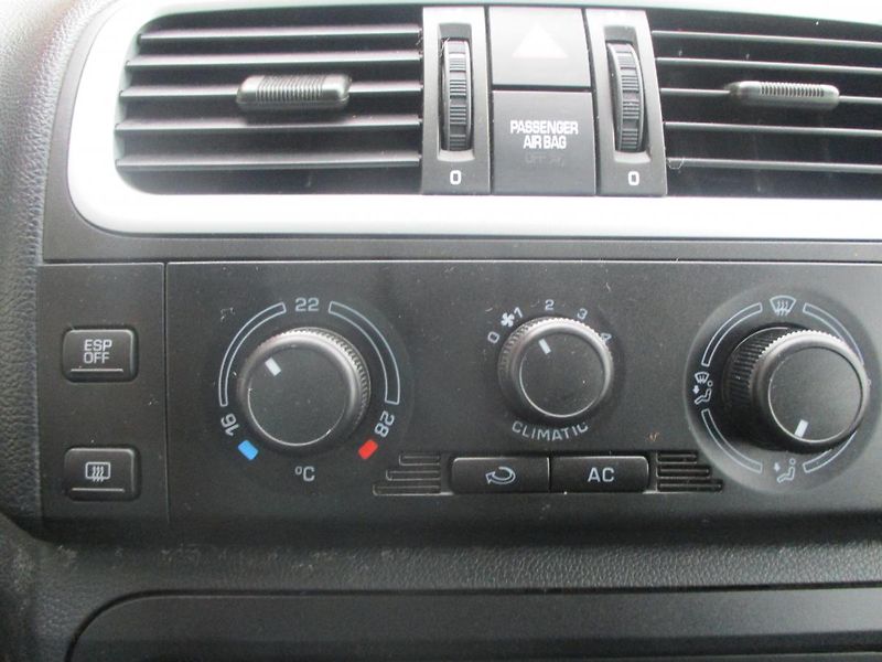 Škoda Fabia 1.6i SCOUT - fotka 23 z 32