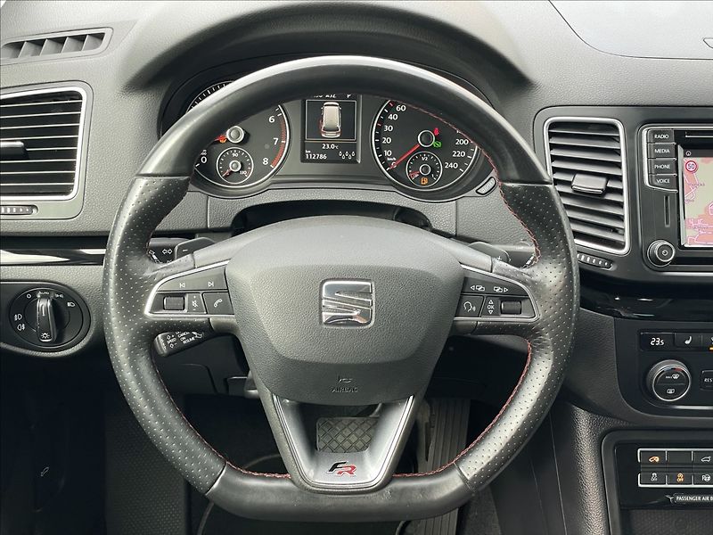 Seat Alhambra 1,4 TSI DSG Xcellence ACC+TZ - fotka 8 z 26
