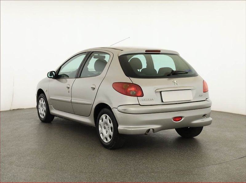 Peugeot 206 (2007) 1.4, po STK, Klima - fotka 4 z 12
