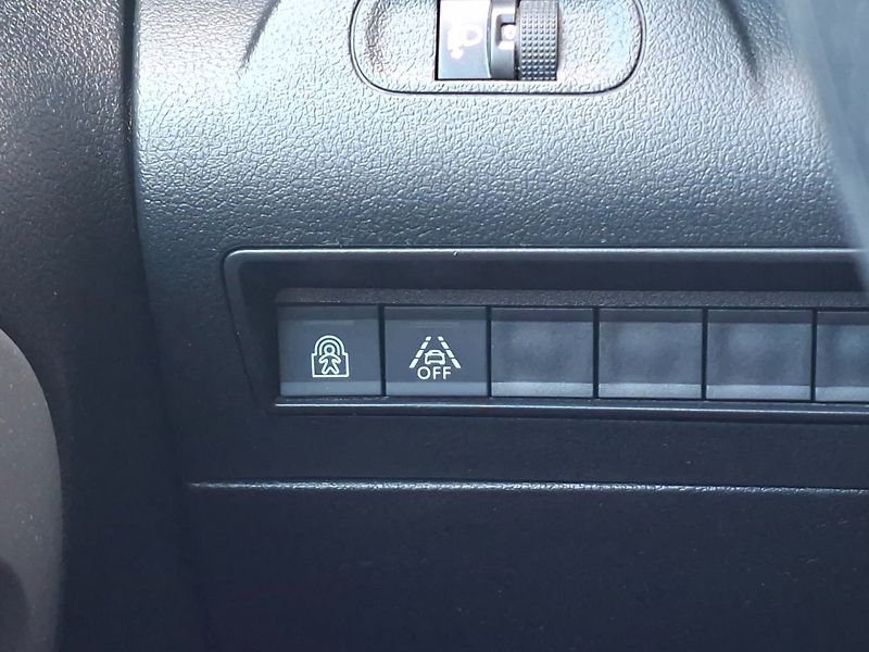 Citroën Berlingo (2020) 1.5HDi 75kW FEEL-NOVÉ ČR-DPH - fotka 15 z 39