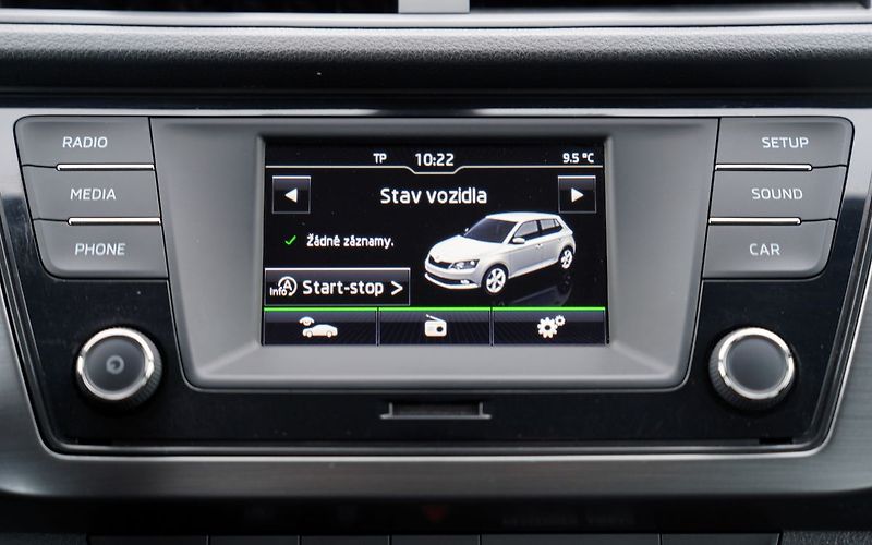 Škoda Fabia 1.4 TDI 77kW Style/ČR/klima - fotka 34 z 37
