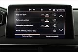 Peugeot 5008 (2019) PureTech 180 - náhled 15