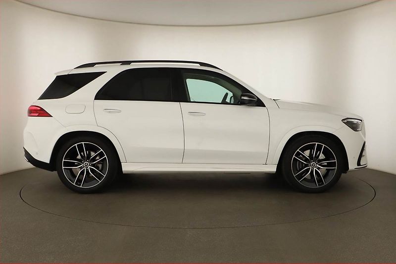 Mercedes-Benz GLE (2025) 450, AMG, Navigace - fotka 6 z 21