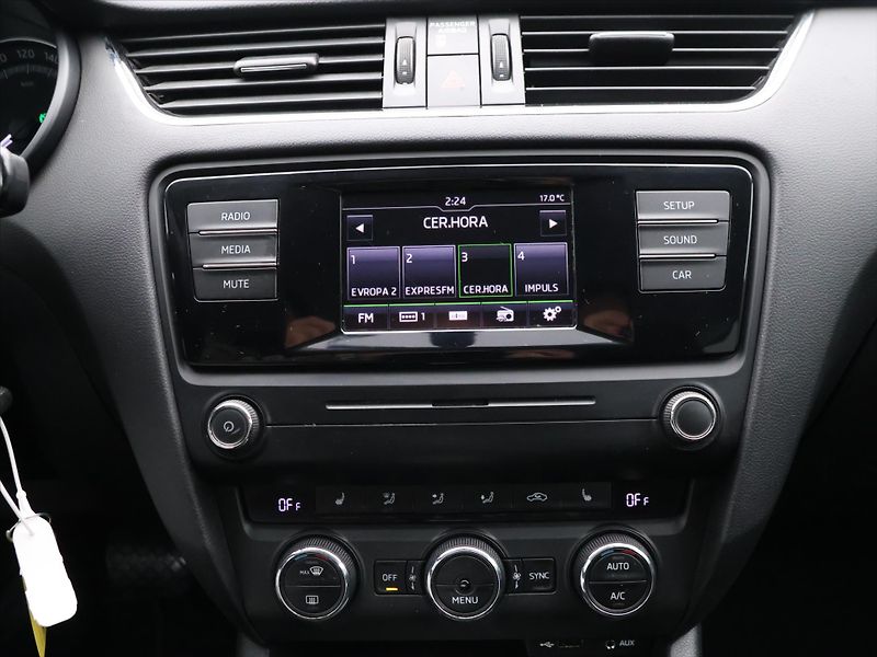 Škoda Octavia 2,0 TDI 135kW 4x4 DSG CZ Scout - fotka 18 z 28
