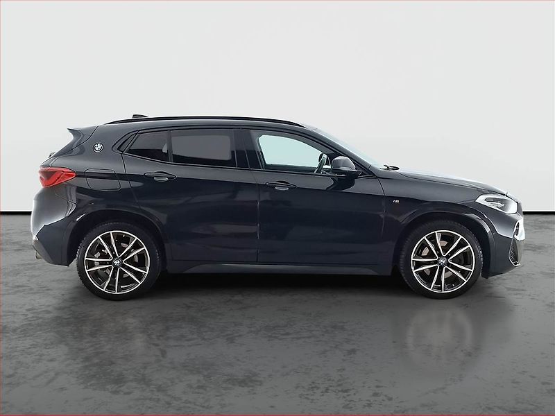 BMW X2 (2019) M Paket sDrive20i, Automat - fotka 6 z 27
