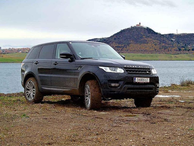 Range Rover Sport.