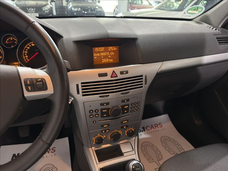 Opel Astra 1,6   i H KLIMATIZACE TEMPOMAT - fotka 12 z 36