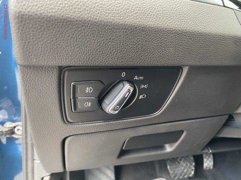 Volkswagen Passat (2020) 2.0 TDi, Elegance, DSG, LED - fotka 15 z 19