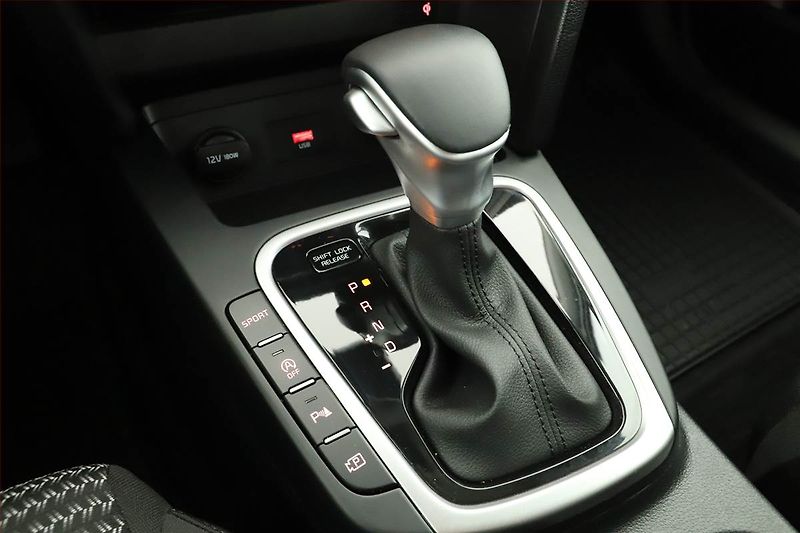 Kia Ceed (2025) 1.5 T-GDI, TOP, AUTOMAT - fotka 10 z 16