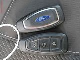 Ford Kuga (2013) 2.0 TDCi, AC, tempo - náhled 19