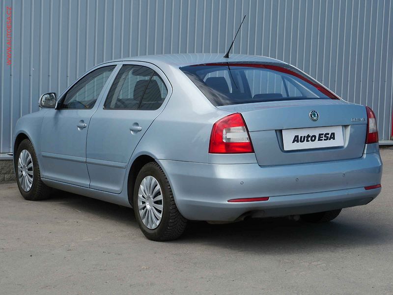 Škoda Octavia (2010) 1.2 TSi, servis.kniha - fotka 6 z 18
