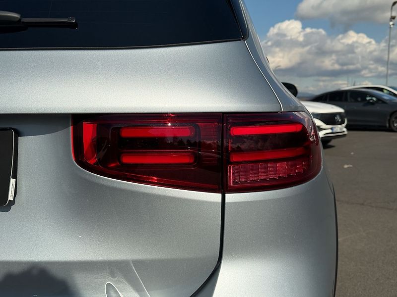 Mercedes-Benz GLB 200 d 4MATIC Progressive E - fotka 12 z 32