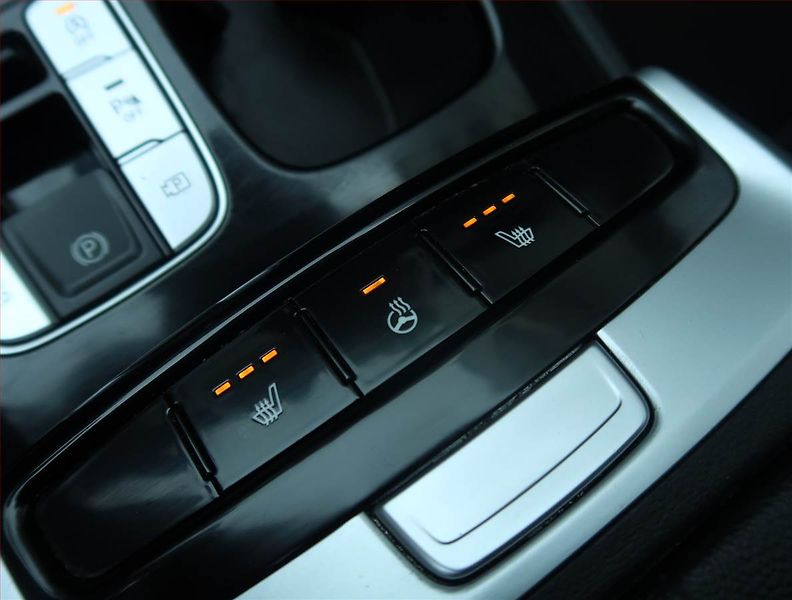 Hyundai Tucson (2021) 1.6 CRDi 48V MHEV, Automat - fotka 19 z 23