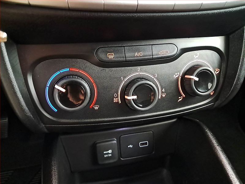 Fiat Tipo (2020) 1.4 16V, Serv.kniha, Tempomat - fotka 13 z 18