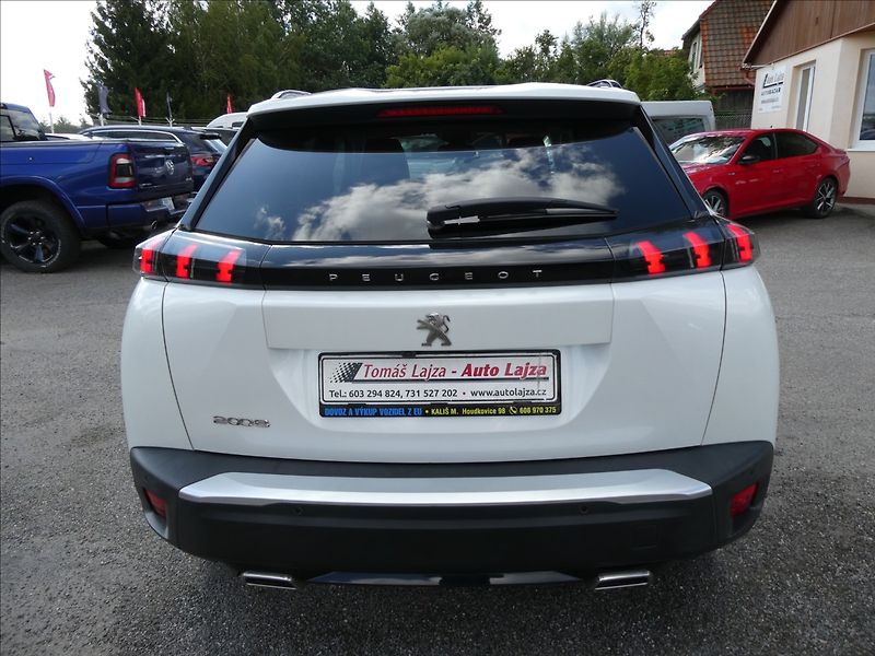 Peugeot 2008 1,2 PureTech 96kW AT8, ALLURE - fotka 8 z 49