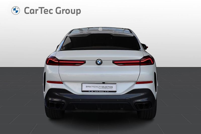 BMW X6 M60i - fotka 4 z 16