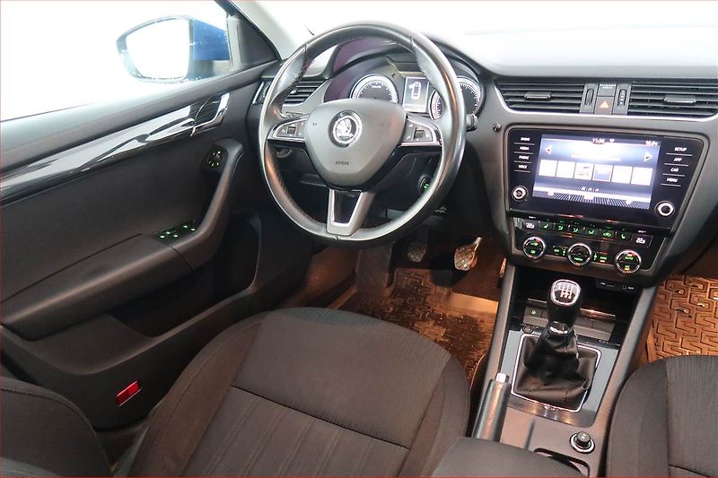 Škoda Octavia (2017) Style 2.0 TDI, Tempomat - fotka 7 z 19