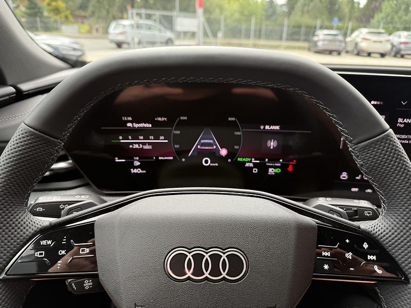 Audi Q5 (2026) TDI 150kW 4X4 S-LINE R20 3D!!! - fotka 41 z 61