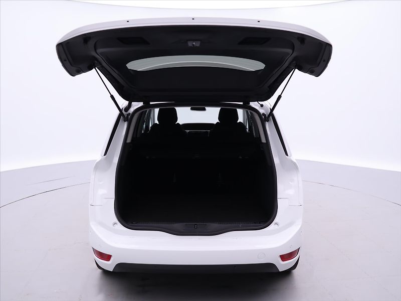 Citroën Grand C4 Picasso 1,2 PT 96kW Selection 1.Maj - fotka 9 z 28