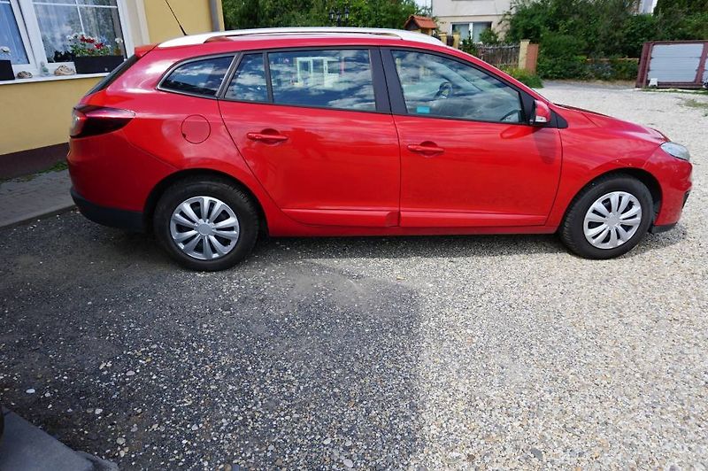 Renault Mégane (2013) 2, MAJITEL NOVÉ V ČR - fotka 6 z 31