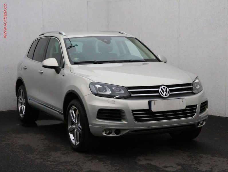 Volkswagen Touareg (2014) 3.0 TDi 4X4, DSG, bixen - fotka 1 z 3