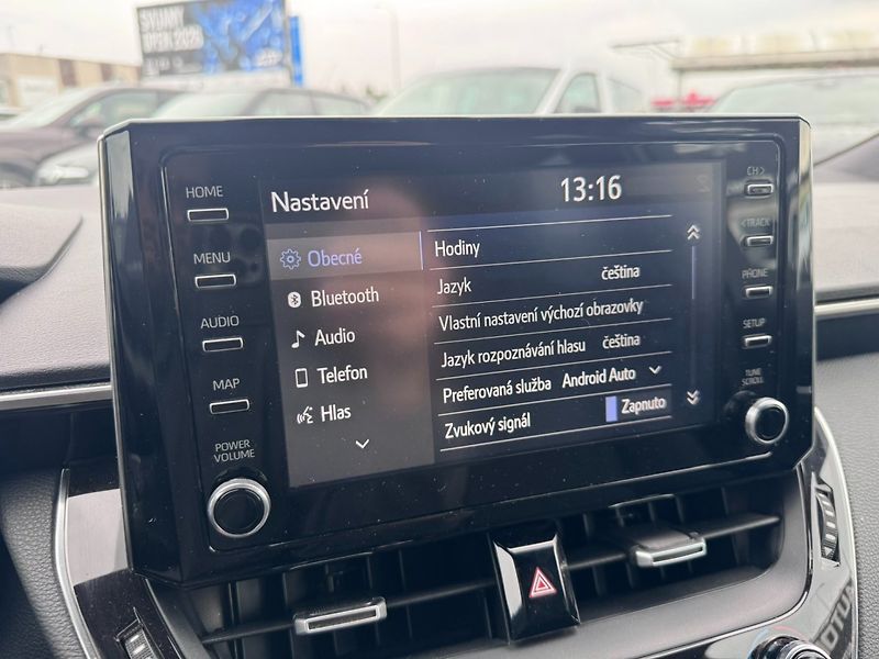 Toyota Corolla (2019) 1,2i 85KW TURBO SPOJKA 2. MAJ - fotka 35 z 50