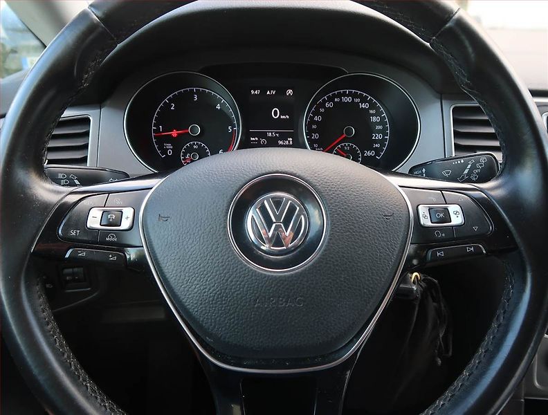 Volkswagen Golf Sportsvan (2015) 1.6 TDI, Navi, Tempomat - fotka 15 z 21
