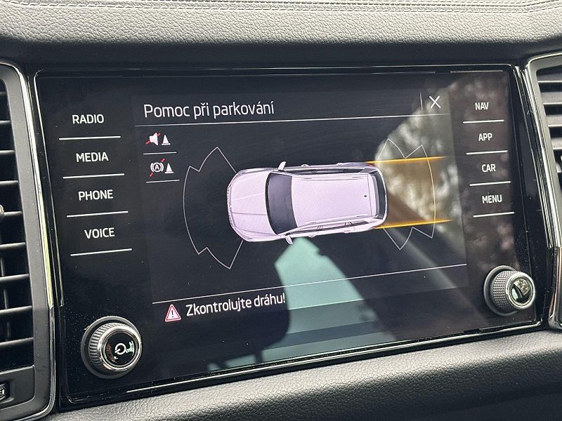 Škoda Kodiaq (2022) 2.0 TDI DSG Ambition - fotka 13 z 32
