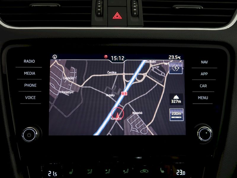 Škoda Octavia (2018) STYLE 1.6TDI 85KW DSG - fotka 25 z 37