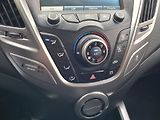 Hyundai Veloster (2011) 1,6GDi SERVISKA GARANCE 2xKOLA - náhled 26