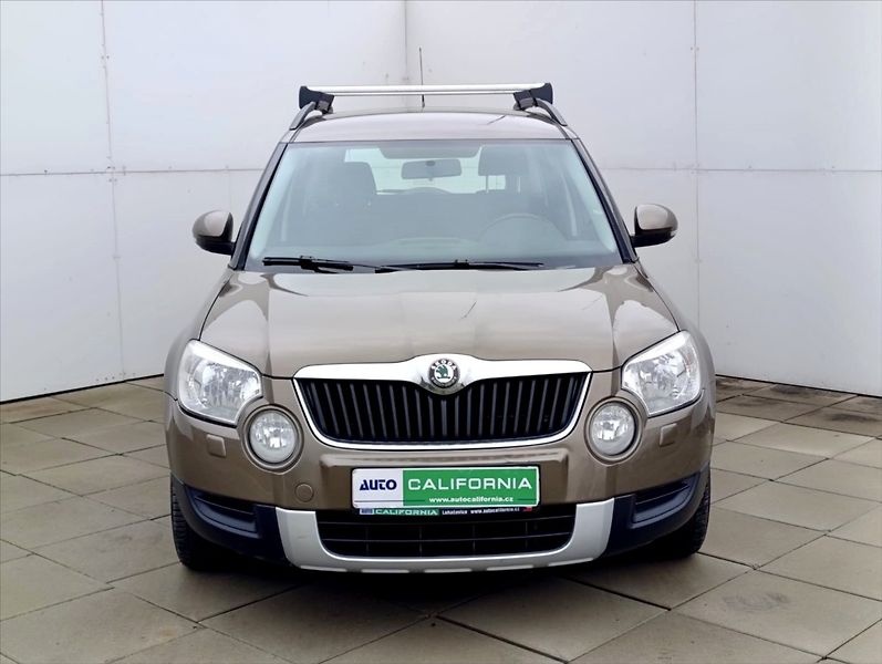 Škoda Yeti 1,6 TDi Navi Klima Tempomat - fotka 3 z 34