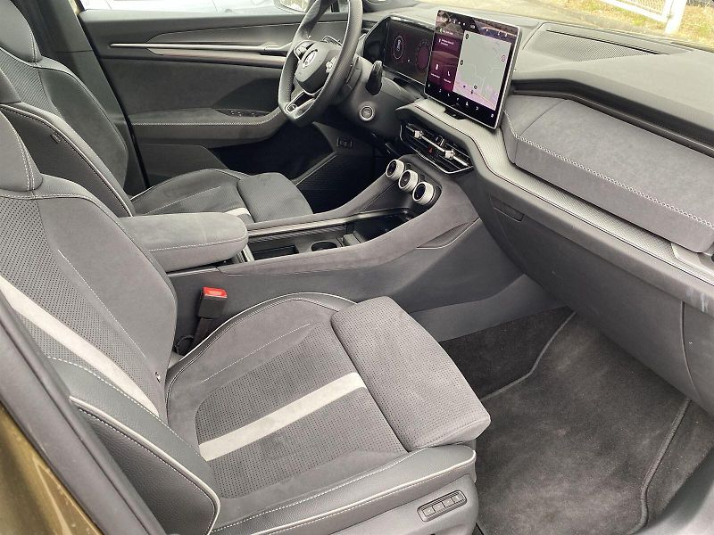 Škoda Kodiaq (2024) 2.0 TDI 4x4 DSG Sportline - fotka 9 z 40